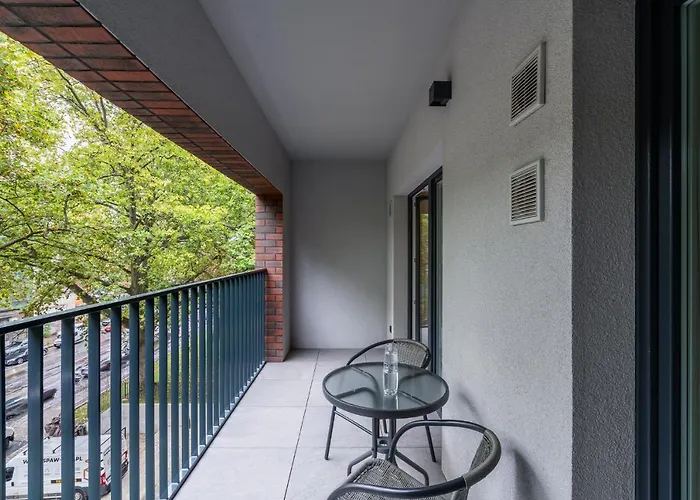 Apartwro 2th - Square Railway Station, Balcony, Garage