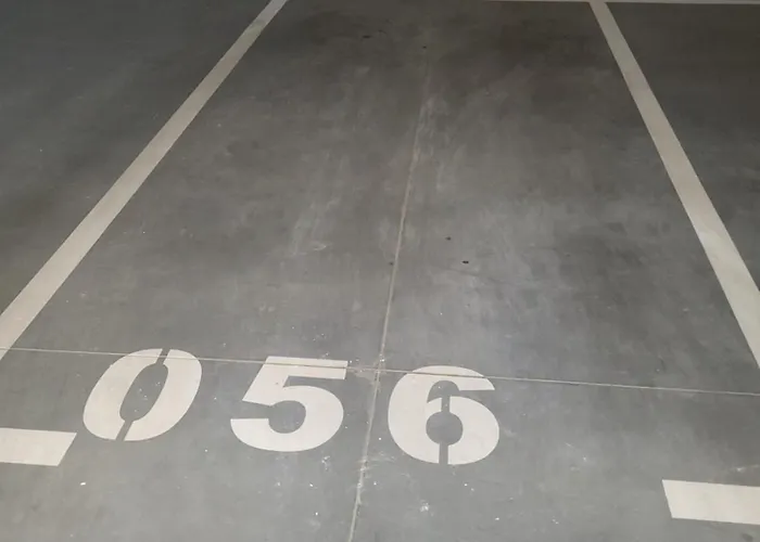 Apartwro 2th - Square Railway Station, Balcony, Garage * ヴロツワフ