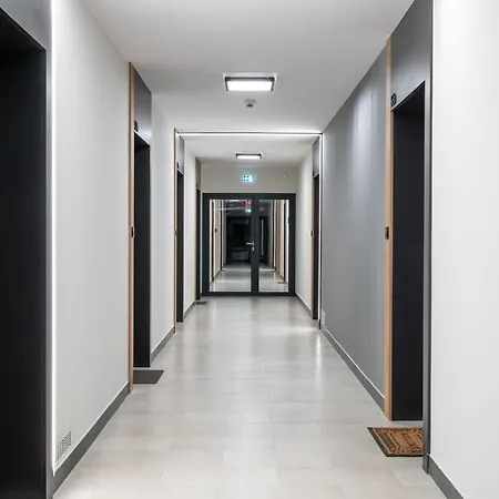 Apartwro 2th - Square Railway Station, Balcony, Garage Διαμέρισμα *