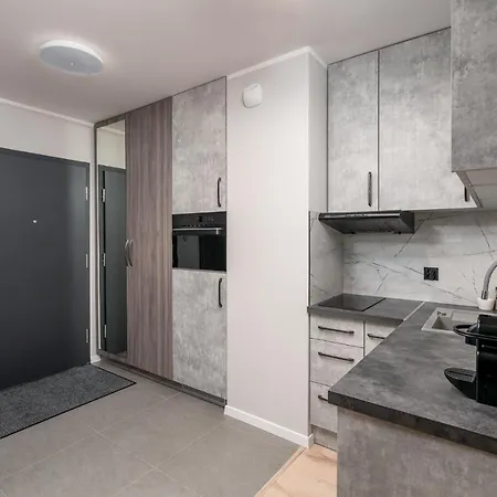 Διαμέρισμα Apartwro 2th - Square Railway Station, Balcony, Garage