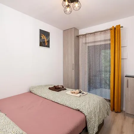 Apartwro 2th - Square Railway Station, Balcony, Garage Διαμέρισμα