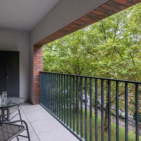 Διαμέρισμα Apartwro 2th - Square Railway Station, Balcony, Garage