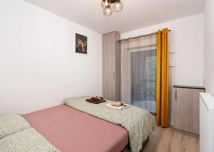 Apartwro 2th - Square Railway Station, Balcony, Garage Apartament